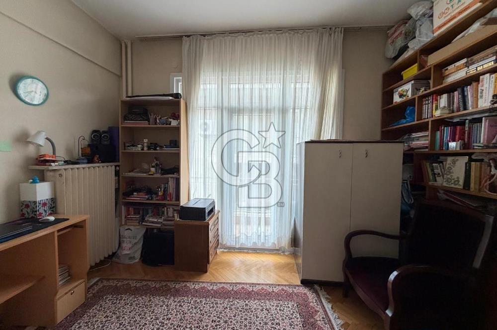 AKAY CAD.KAVAKLIDERE KIZILIRMAK SOKAK'TA SATILIK 3+1 DAİRE