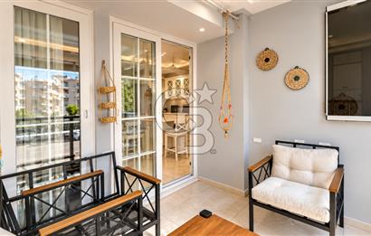 Karşıyaka Girne Bulvarı 4+1 Full Tadilatlı Satılık Daire