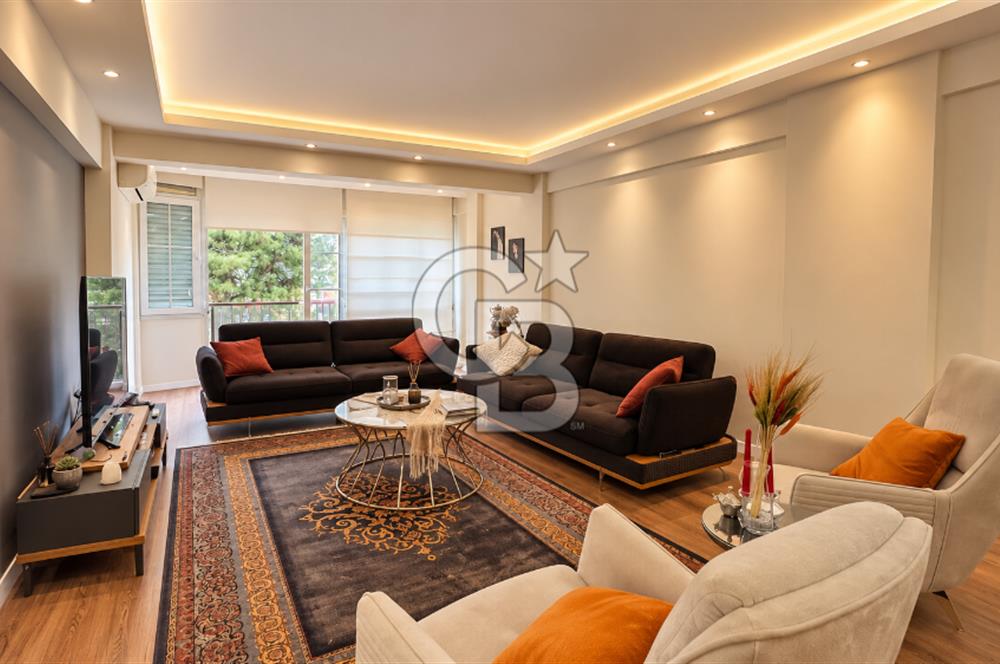 Karşıyaka Girne Bulvarı 4+1 Full Tadilatlı Satılık Daire