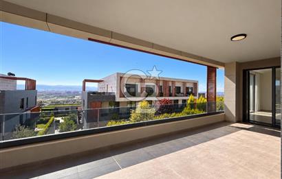 BURSA, MODA BADEMLİ SİTESİ'nde SATILIK 4+1 DAİRE