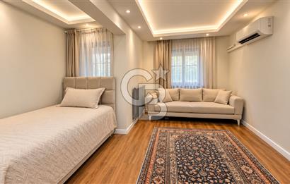 Karşıyaka Girne Bulvarı 4+1 Full Tadilatlı Satılık Daire