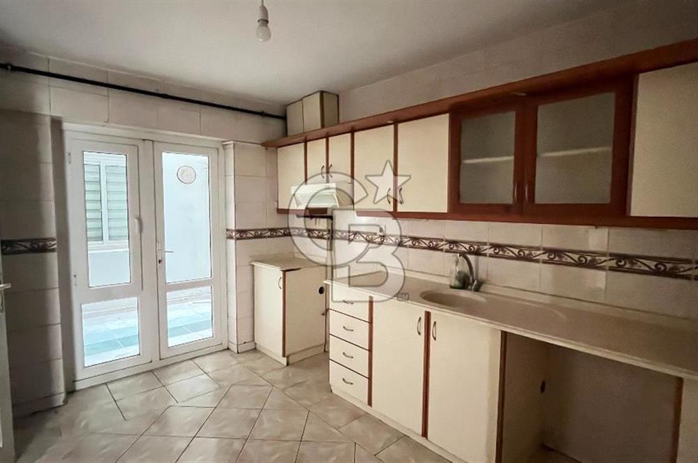 KARŞIYAKA GİRNE CADDESİNDE SATILIK 3+1 DAİRE