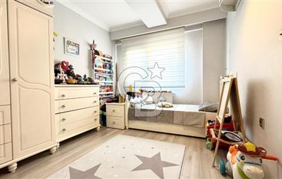 Karşıyaka Dedebaşı Mhallesinde Satılık 3+1 Daire