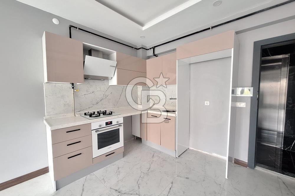 Yalova Merkez Safran Yolunda Yeni Binada Geniş 1+1 Daire