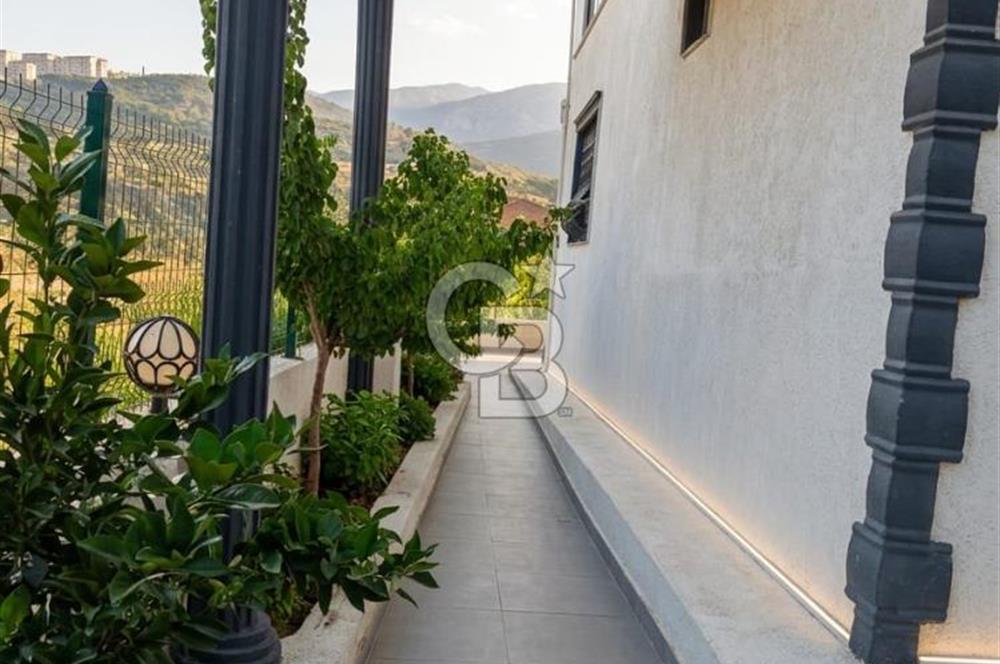 KARAAİLİDE 476 M² KÖŞE PARSELDE 280 M² LÜKS DUBLEKS VİLLA