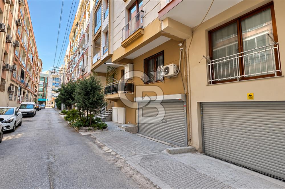 Karşıyaka Şemikler 2+1 Kapalı Mutfak Satılık Daire