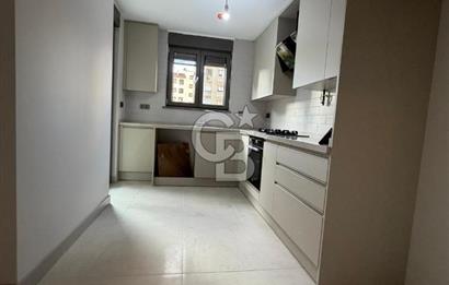 Erenköy’de yeni bitmiş binada balkonlu ebeveynli 3+1