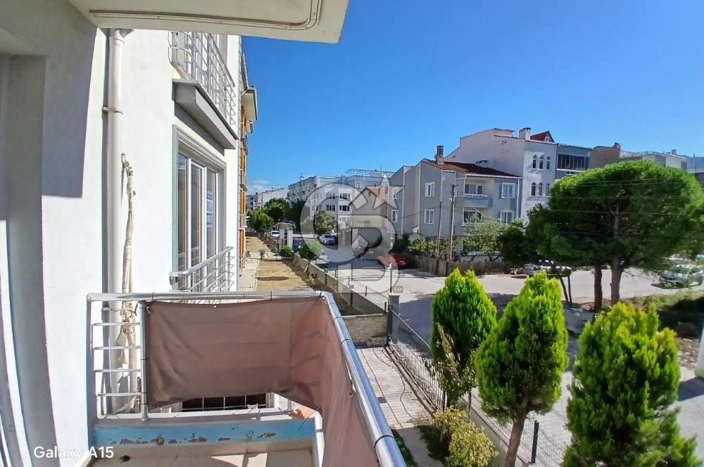 Lapseki Cumhuriyet Mah.'de ARAKAT 2+1 Kiralık Daire