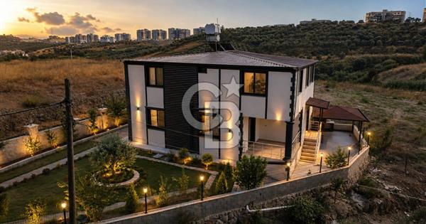 KARAAİLİDE 476 M² KÖŞE PARSELDE 280 M² LÜKS DUBLEKS VİLLA - 376470