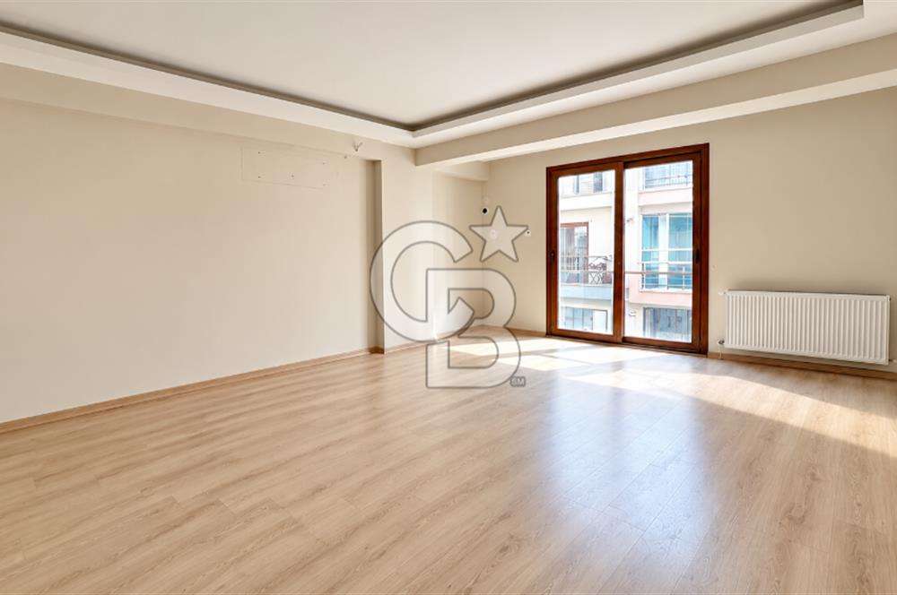 Karşıyaka Şemikler 2+1 Kapalı Mutfak Satılık Daire