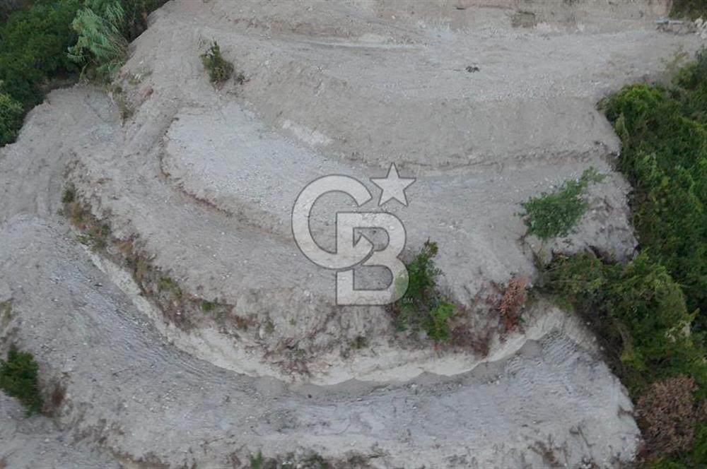 Eriklikuyu'da Ana Yola 53 Metre Cepheli 3007 M2 Satilik Tarla