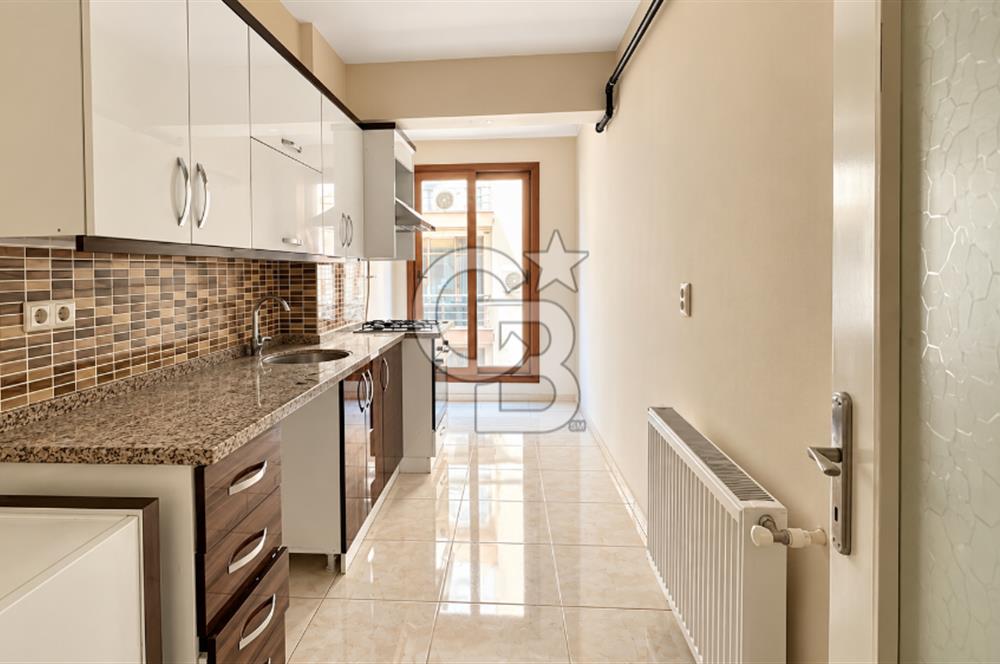 Karşıyaka Şemikler 2+1 Kapalı Mutfak Satılık Daire
