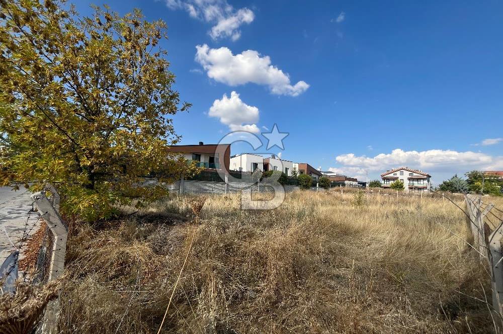 Gölbaşı Karşıyaka’da Cadde Cepheli Müstakil Konut Parseli  