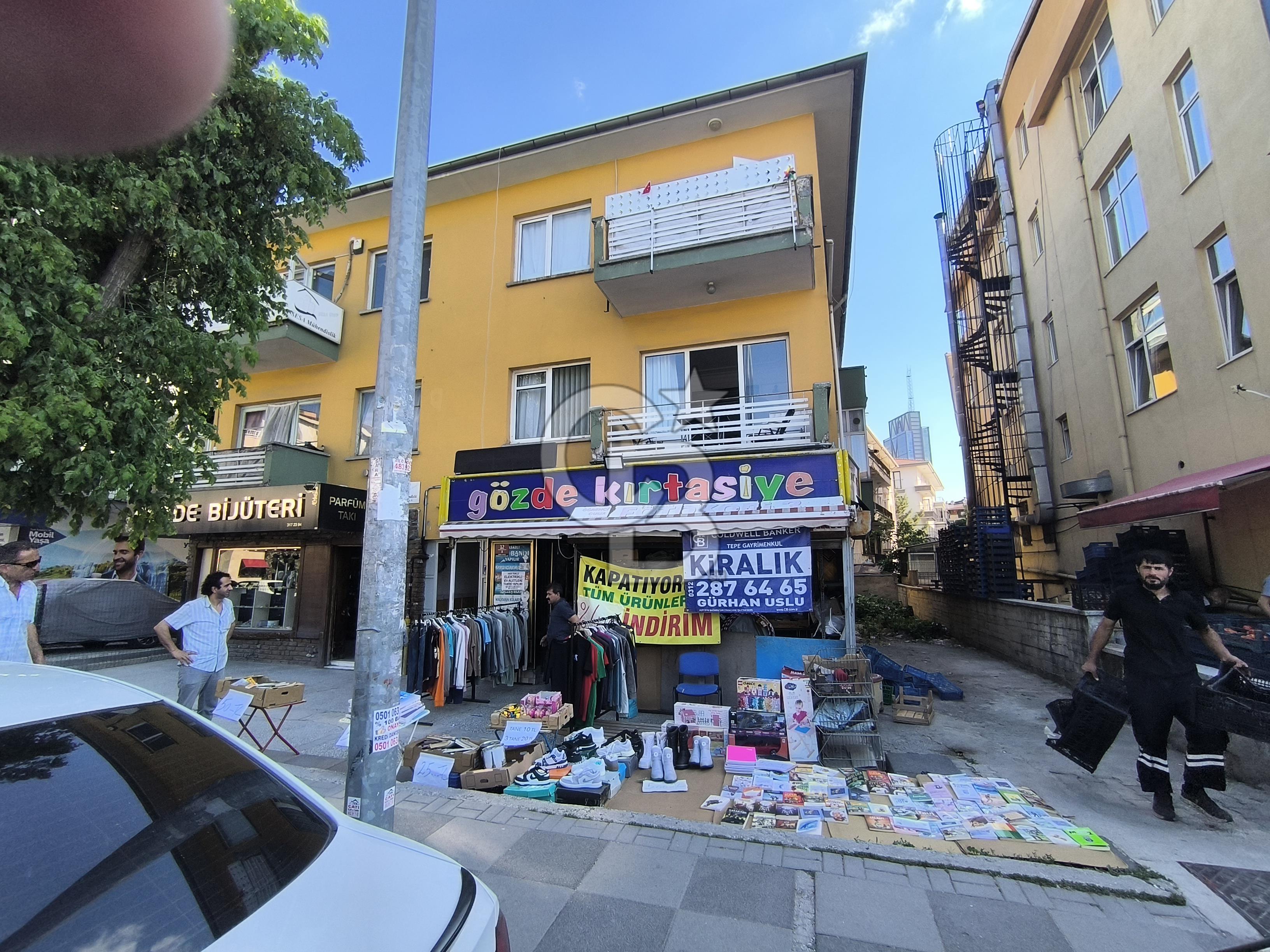 Aydınlıkevler Çevreli Caddesi Üzerinde Kiralık Dükkan