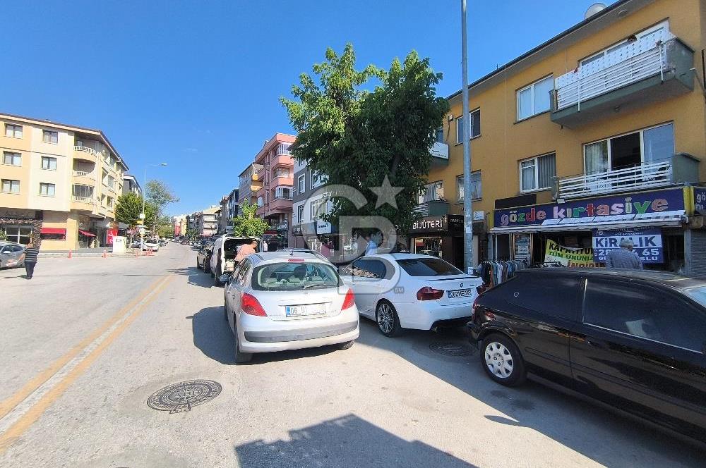 Aydınlıkevler Çevreli Caddesi Üzerinde Kiralık Dükkan