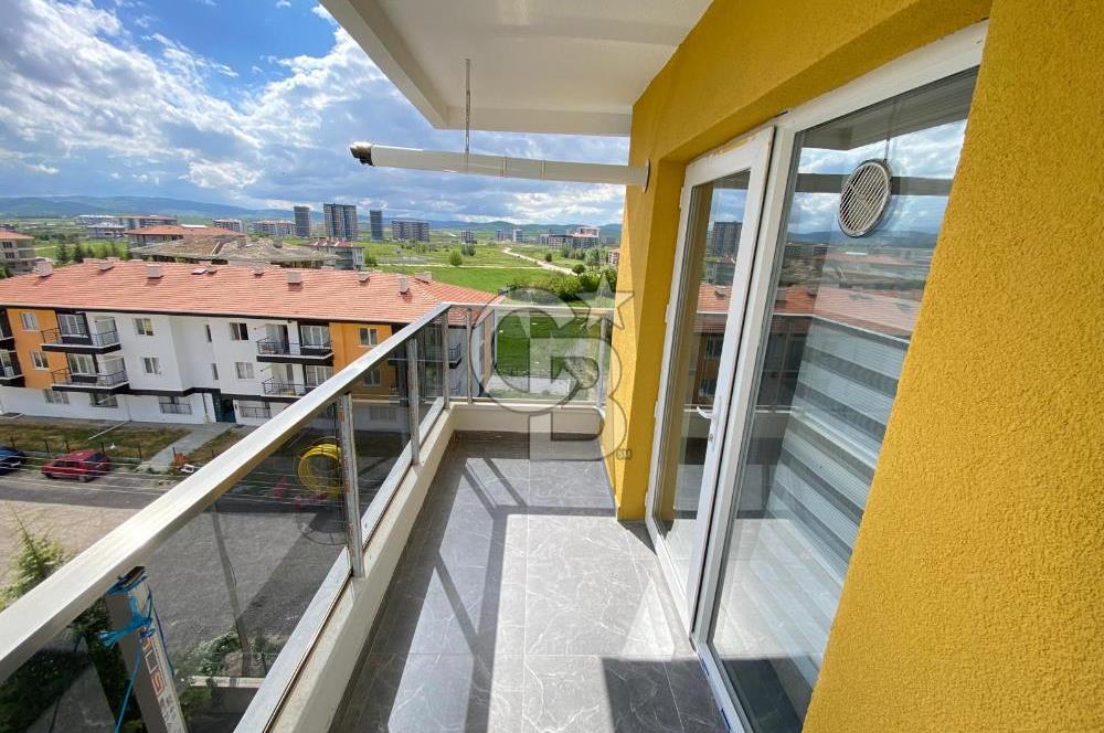 ANKARA ÇUBUKDA YILDIRIM BEYAZIT ÜNİVERSİTESİ ve ESENBOĞA HAVALİMANINA YAKIN EŞYALI KİRALIK DAİRE