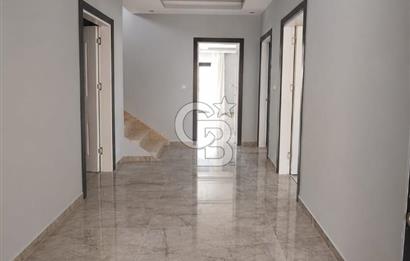 KARAAİLİDE 476 M² KÖŞE PARSELDE 280 M² LÜKS DUBLEKS VİLLA