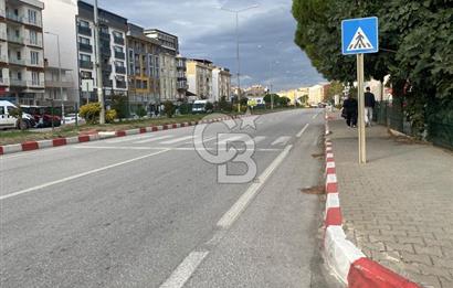 LAPSEKİ CUMHURİYET MAH. CADDE ÜZERİ EŞYALI 1+1 SATILIK DAİRE