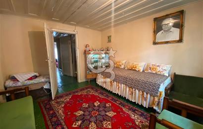 125 m² Detached House for Sale on Müteselsim Street in Kocamustafapaşa