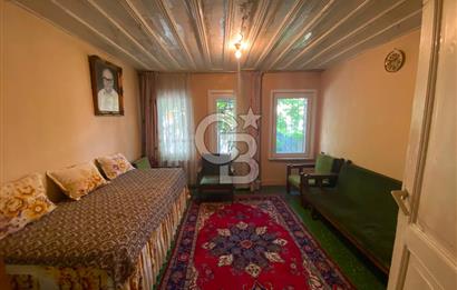 125 m² Detached House for Sale on Müteselsim Street in Kocamustafapaşa