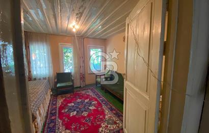 125 m² Detached House for Sale on Müteselsim Street in Kocamustafapaşa