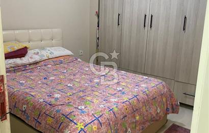 LAPSEKİ CUMHURİYET MAH. CADDE ÜZERİ EŞYALI 1+1 SATILIK DAİRE