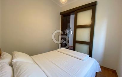 CİHANGİR PÜRTELAŞ SOKAK'TA DENİZ MANZARALI 2+1 SATILIK DAİRE