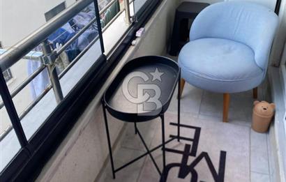 LAPSEKİ CUMHURİYET MAH. CADDE ÜZERİ EŞYALI 1+1 SATILIK DAİRE
