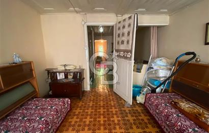 125 m² Detached House for Sale on Müteselsim Street in Kocamustafapaşa