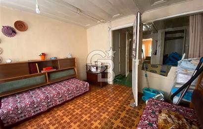 125 m² Detached House for Sale on Müteselsim Street in Kocamustafapaşa