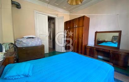 125 m² Detached House for Sale on Müteselsim Street in Kocamustafapaşa
