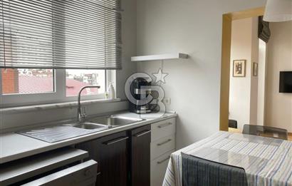 CİHANGİR PÜRTELAŞ SOKAK'TA DENİZ MANZARALI 2+1 SATILIK DAİRE