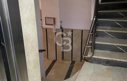 LAPSEKİ CUMHURİYET MAH. CADDE ÜZERİ EŞYALI 1+1 SATILIK DAİRE