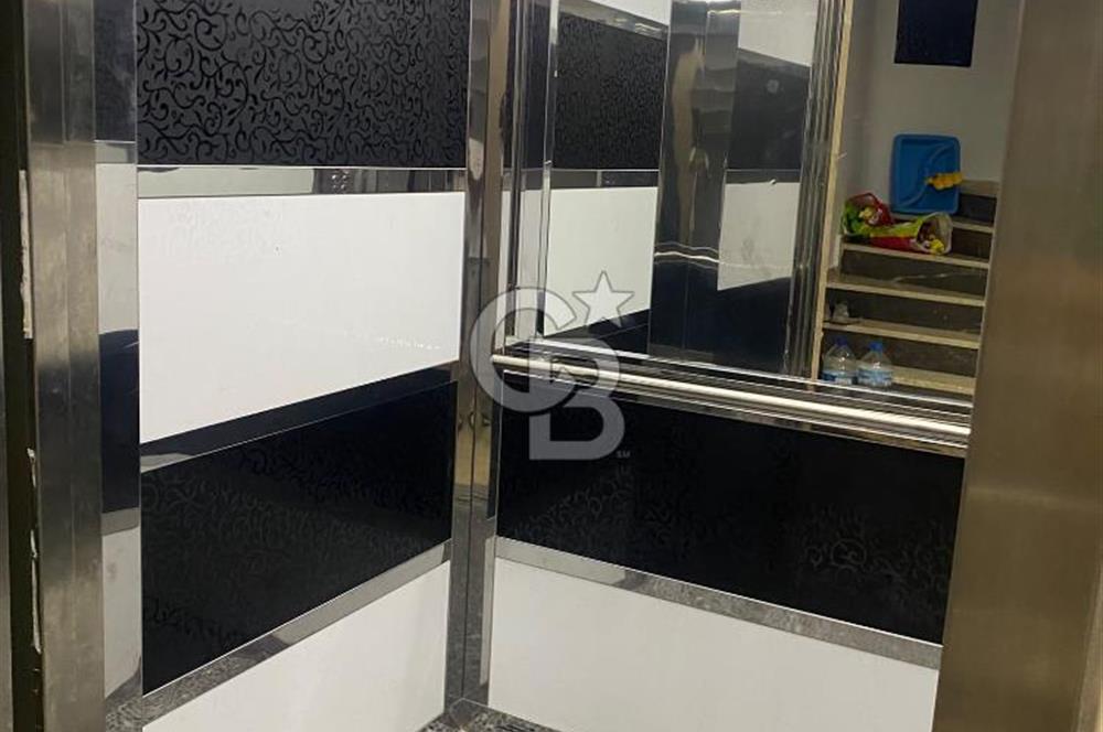 LAPSEKİ CUMHURİYET MAH. CADDE ÜZERİ EŞYALI 1+1 SATILIK DAİRE