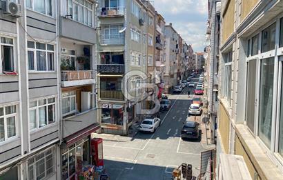 125 m² Detached House for Sale on Müteselsim Street in Kocamustafapaşa