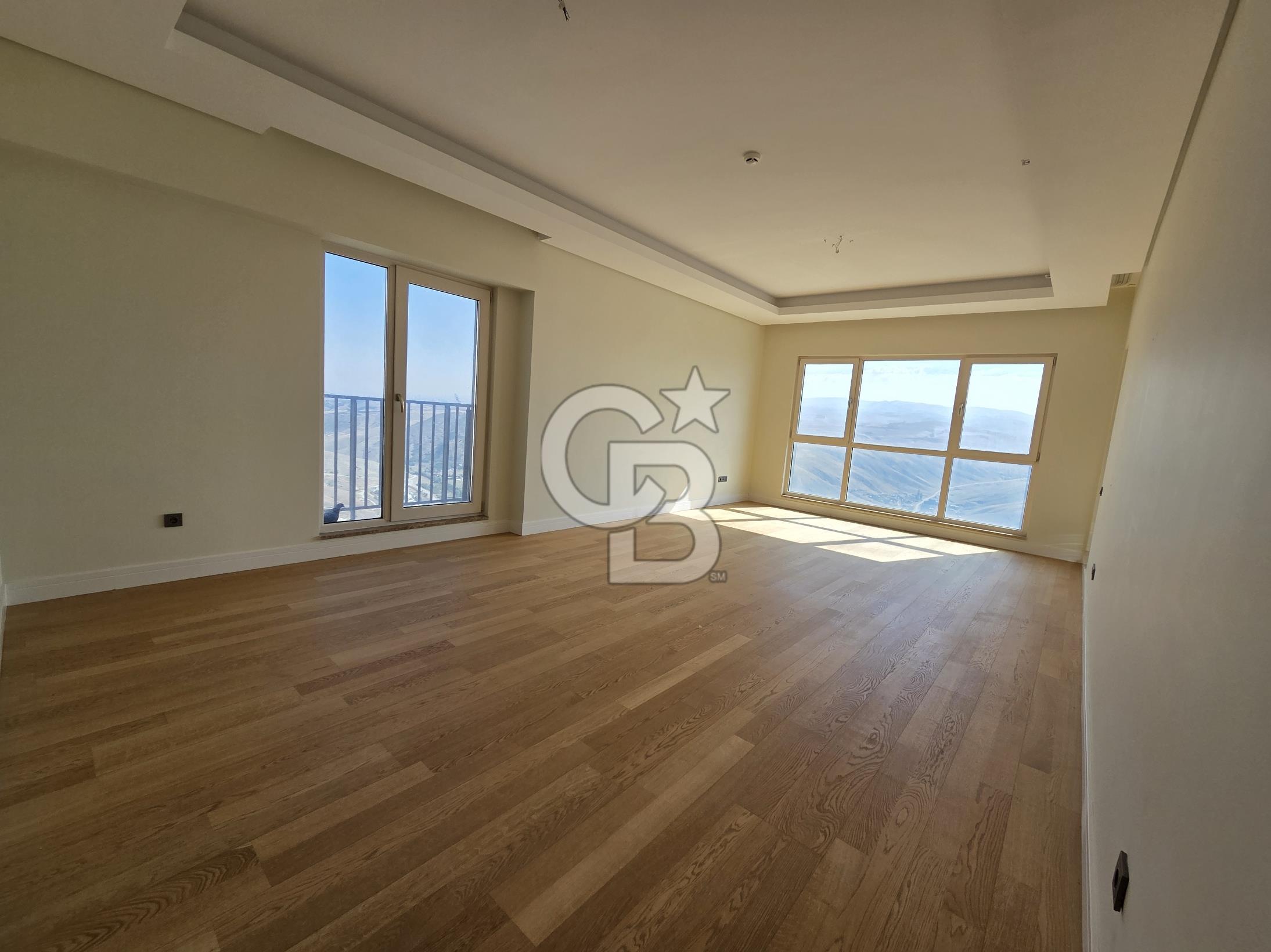 SİNPAŞ MARİNA 5. BLOKTA SATILIK 3.5+1 REZİDANS