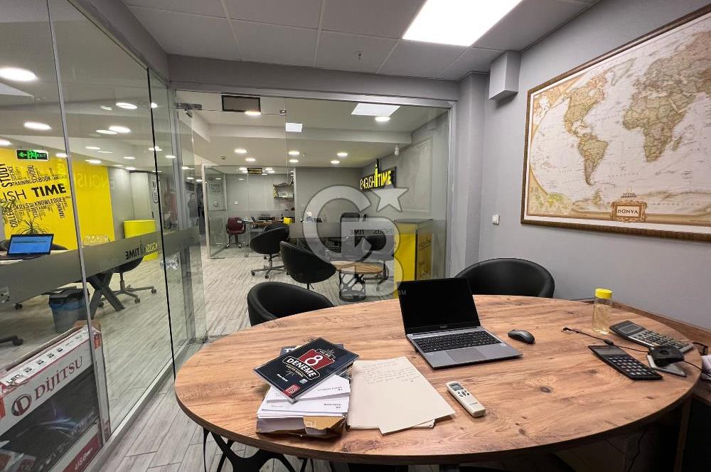 Alsancak Aksoy Plaza'da Kurumsal Kiracılı Satılık Kat Ofisi