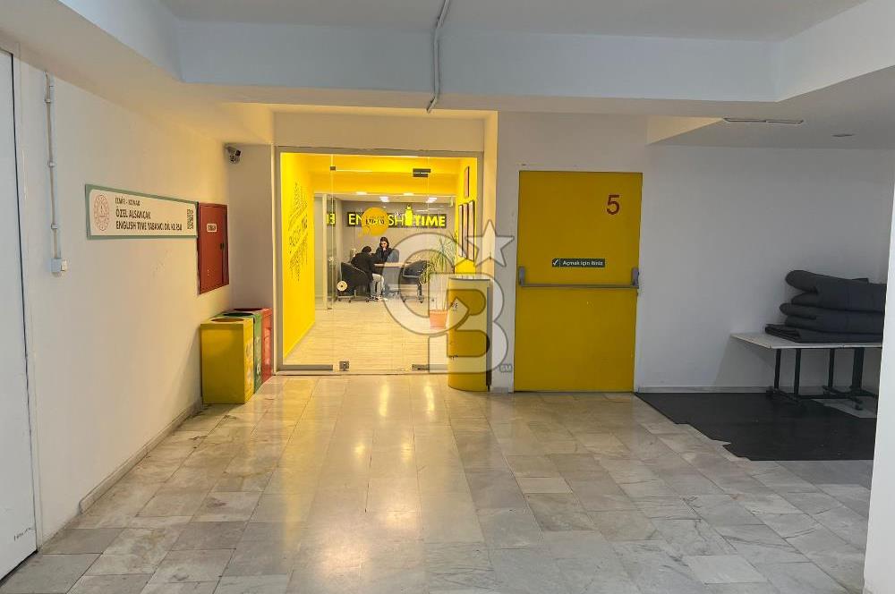 Alsancak Aksoy Plaza'da Kurumsal Kiracılı Satılık Kat Ofisi