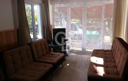 DATÇA BURGAZDA DENİZE ÇOK YAKIN EŞYALI KİRALIK TRİPLEKS VİLLA