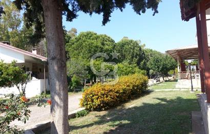 DATÇA BURGAZDA DENİZE ÇOK YAKIN EŞYALI KİRALIK TRİPLEKS VİLLA