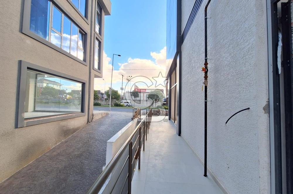Cadde Üzeri Komple Kiralık 0 Plaza