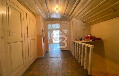 125 m² Detached House for Sale on Müteselsim Street in Kocamustafapaşa