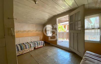 125 m² Detached House for Sale on Müteselsim Street in Kocamustafapaşa