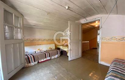 125 m² Detached House for Sale on Müteselsim Street in Kocamustafapaşa