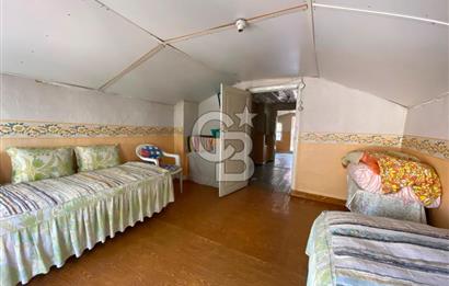 125 m² Detached House for Sale on Müteselsim Street in Kocamustafapaşa