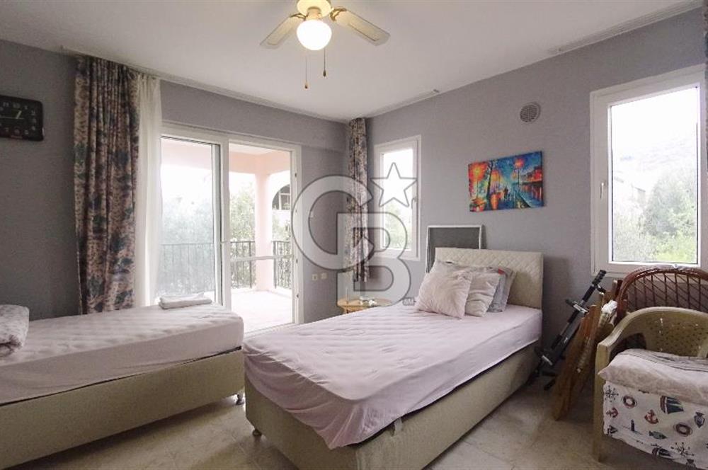 İzmir Dikili Denizköy Satılık Dubleks 4+1 165 M² Villa