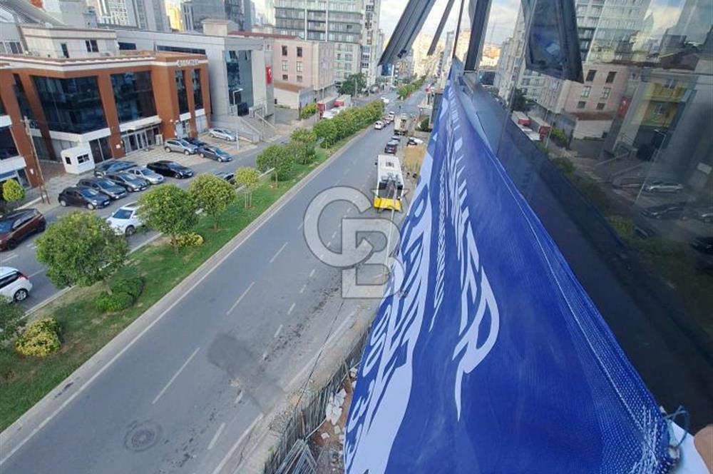 Cadde Üzeri Komple Kiralık 0 Plaza
