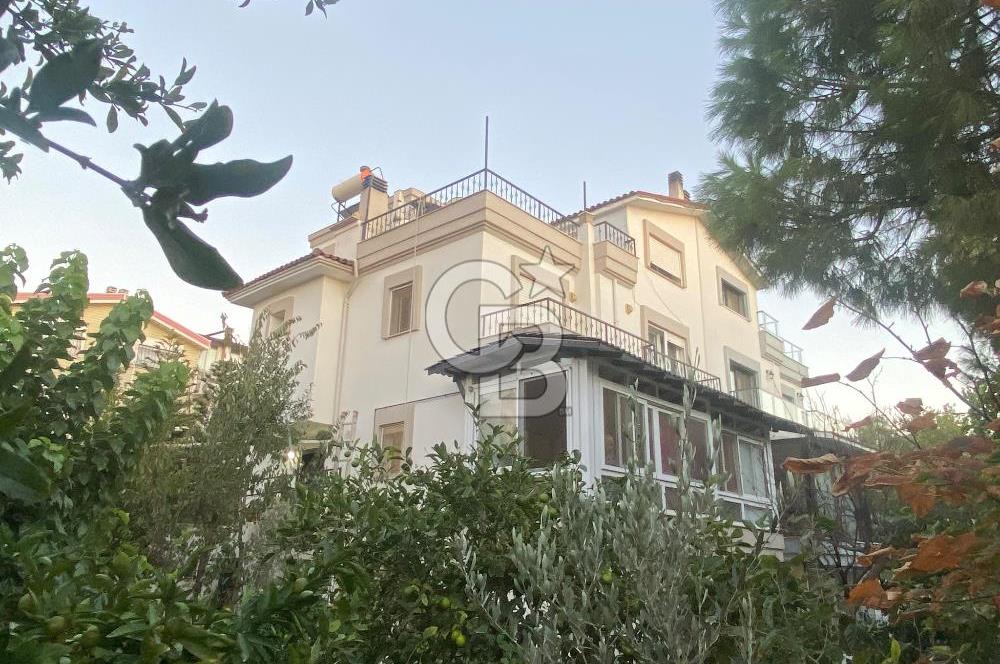 GÜZELBAHÇE KAHRAMANDERE'DE 5+1 SATILIK VİLLA