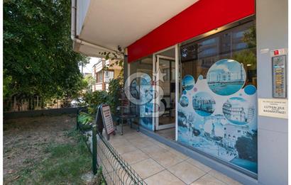 Kükürtlü Cad Üzerinde Satılık Şerefiyeli Dükkan