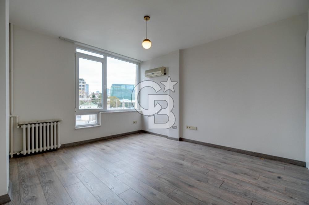 Etiler Küçük Çamlık Sitesinde Prestijli Konumda Kiralık 3+1 Daire